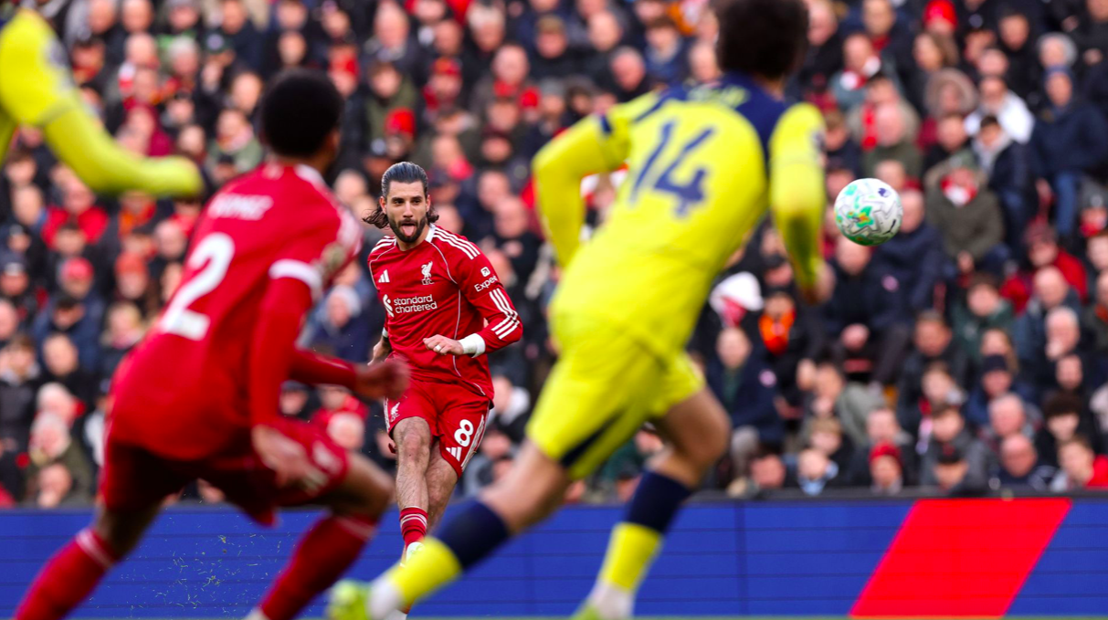 开云-1-1！英超神剧情：15人伤停 倒数第五绝平10.2亿豪门 终结6连败